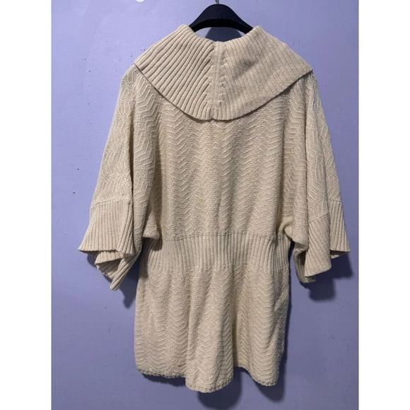 CalvinKlein sweater ladies size medium‎ knit  short sleeve - Picture 4 of 4